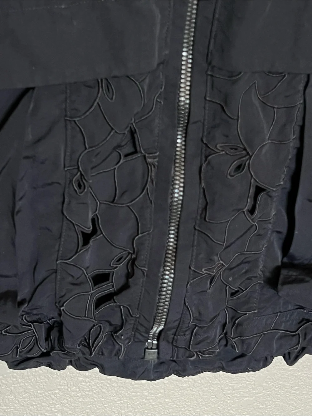 lululemon athletica minimalist hooded